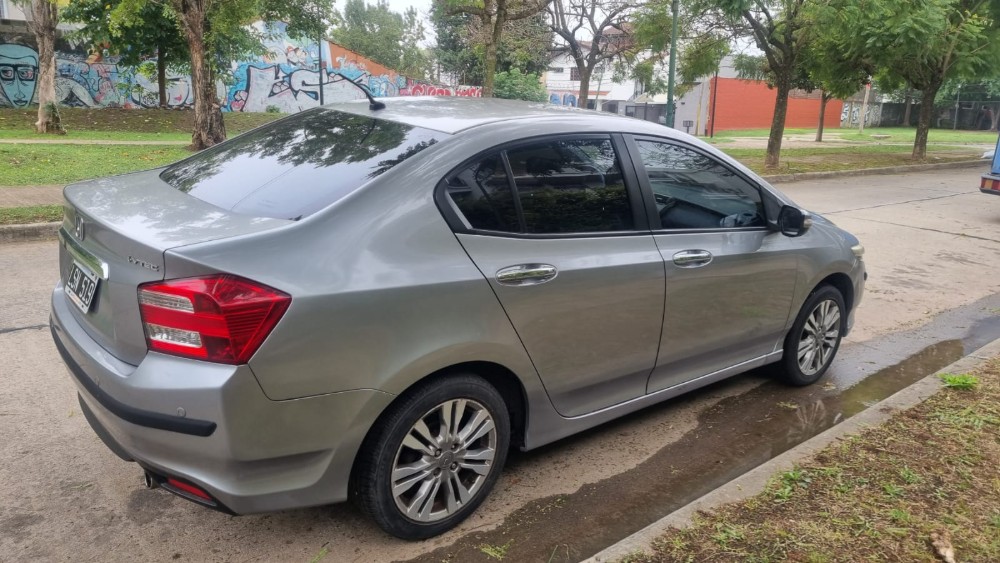 Honda City EX — foto 4
